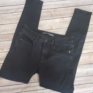 Black Skinny Jeans